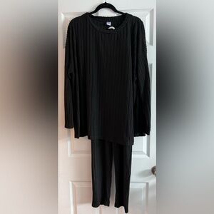 Black Ribbed Lounge Suit